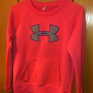 Peach Under Armour sweatshirt